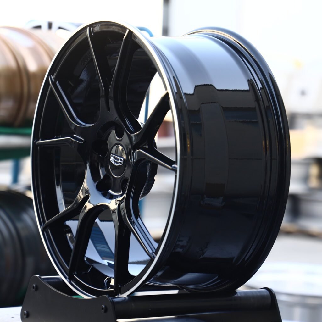 5x108 wheels – Gloss Black 5 Y-Spoke (Geely OEM-Style), side view