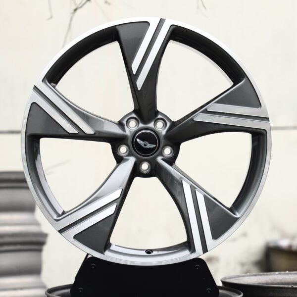 Genesis G70 wheels – Gunmetal Machined 5-Spoke Rotor (Genesis OEM-Style), front view