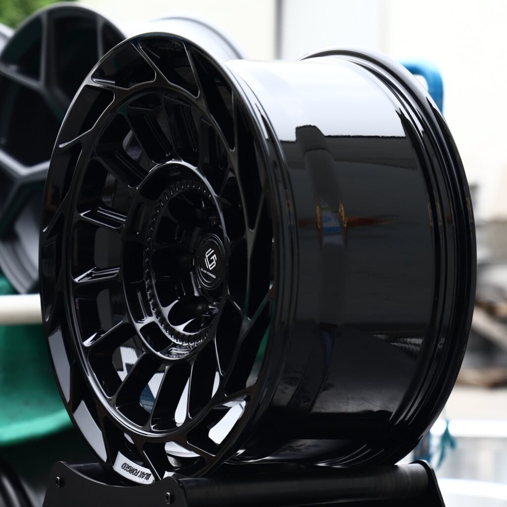 6x139.7 wheels – Gloss Black Directional Mesh (Glak Forged-Style), side view