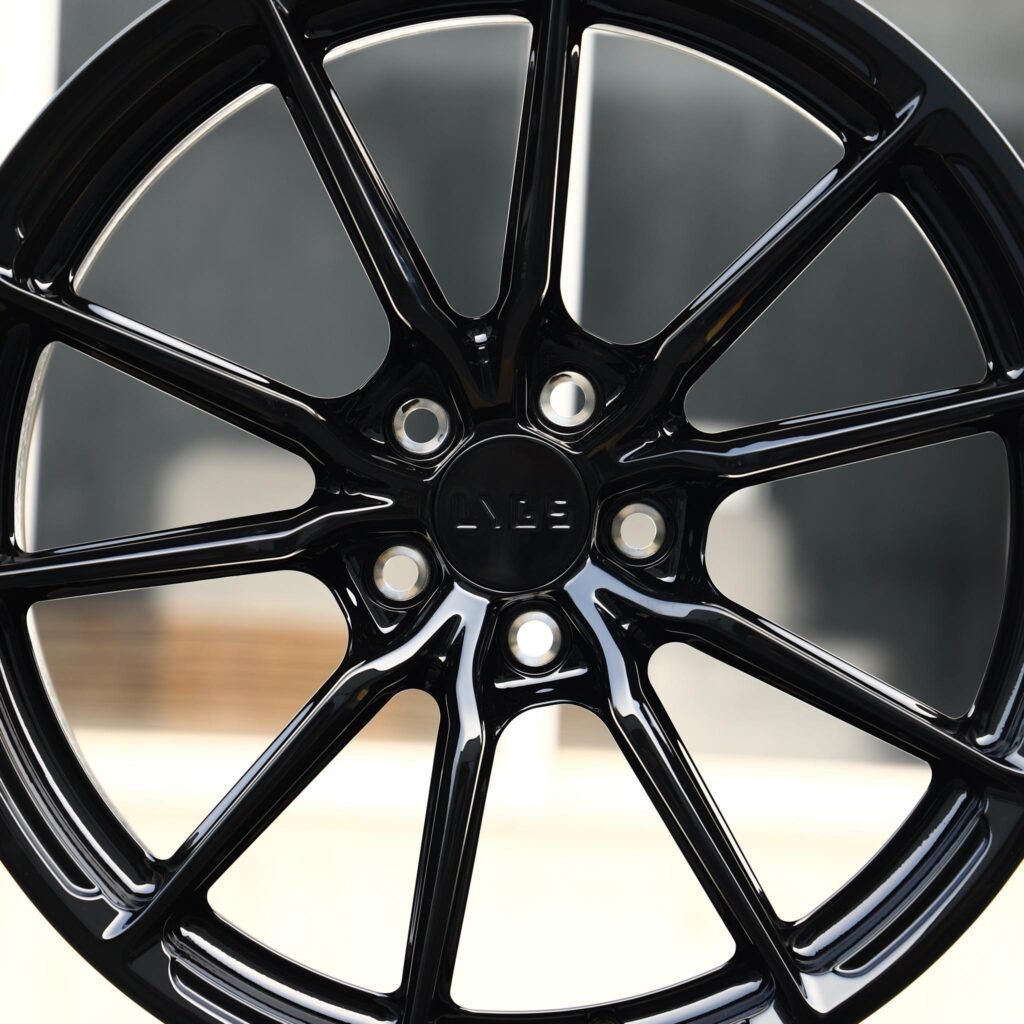 5x112 wheels – Gloss Black 10-Spoke Concave, side view