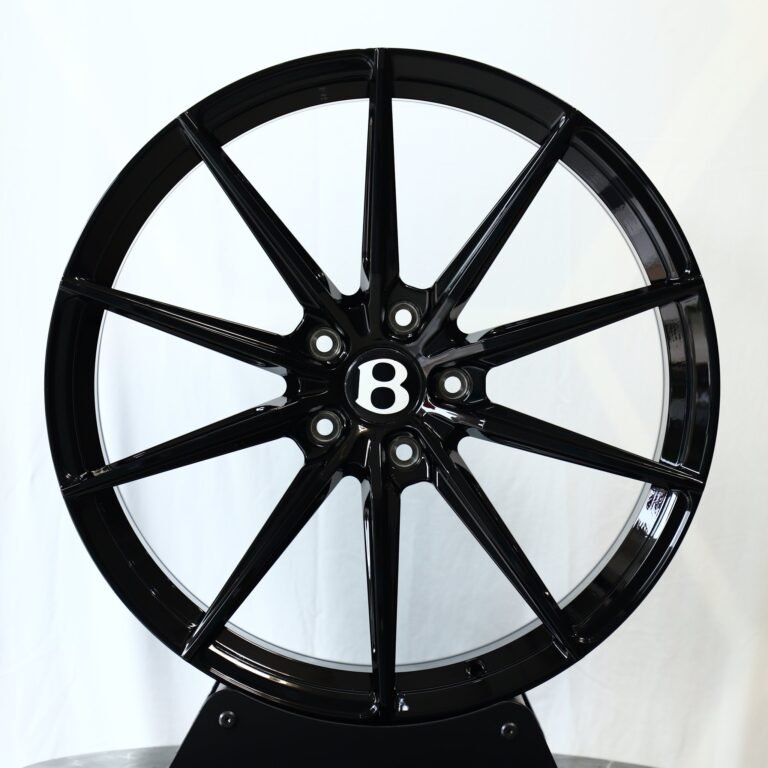 Bentley Continental wheels – Gloss Black 10-Spoke, front view