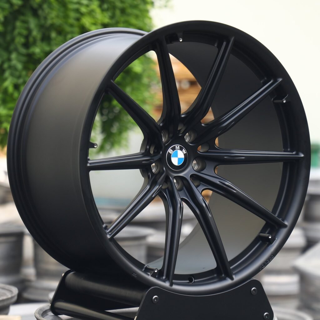 BMW M3 G80 wheels – Gloss Black 10-Spoke, angled view