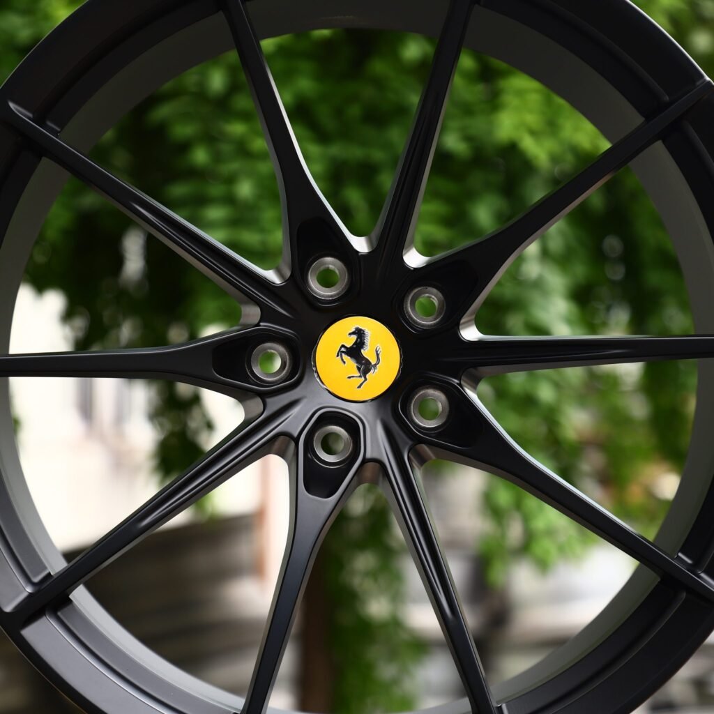 5x114.3 wheels – Gloss Black 10-Spoke, side view