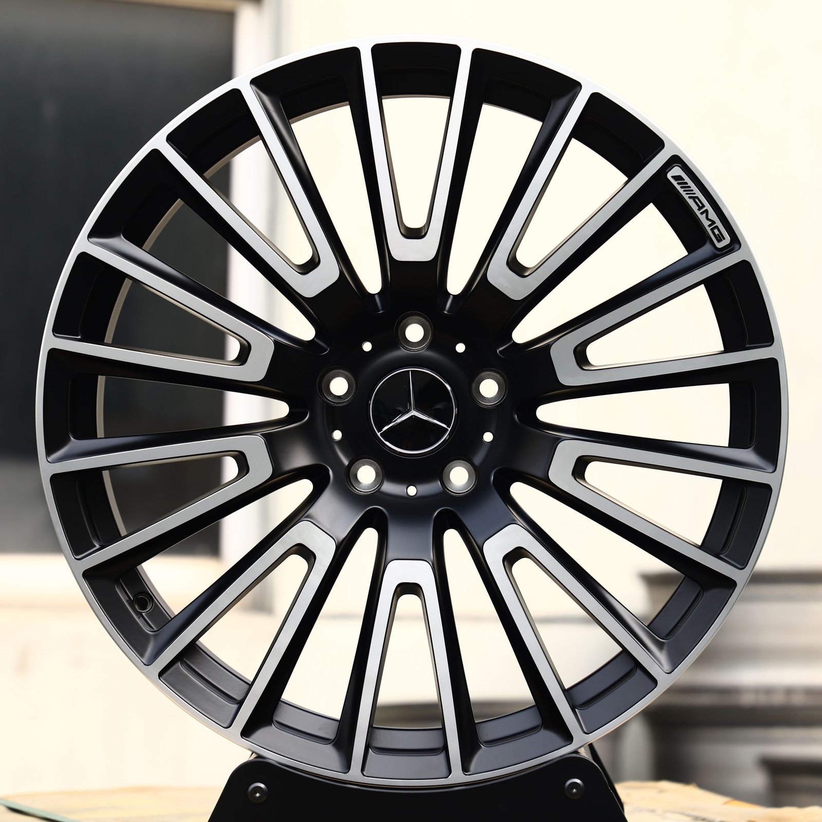 Mercedes-Benz E-Class wheels – Gloss Black 10-Spoke Machined Face, front view