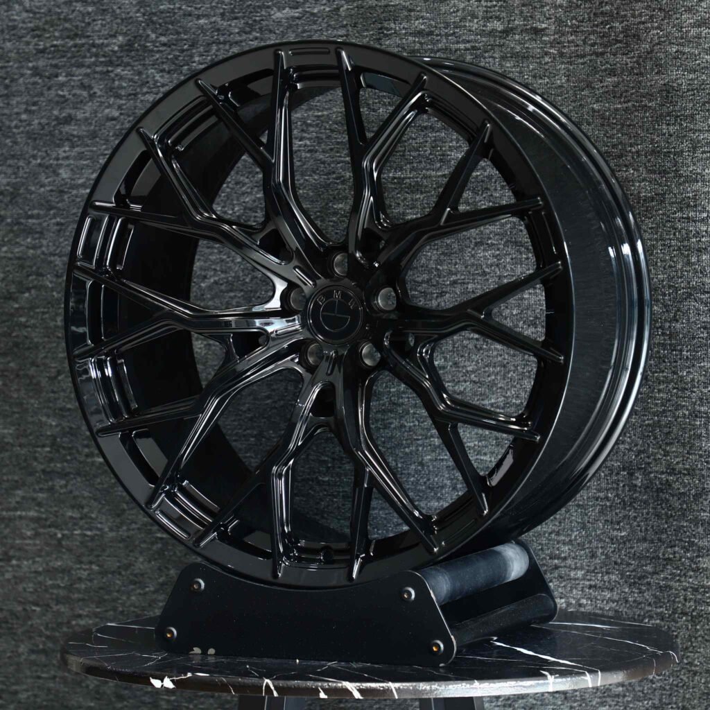 BMW M5 wheels – Gloss Black 10 Y-Spoke, angled view