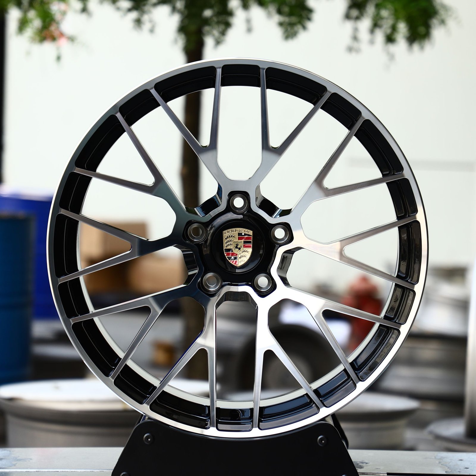 Porsche 911 992 wheels – Gloss Black 10 Y-Spoke Machined Face (Porsche OEM-Style), front view