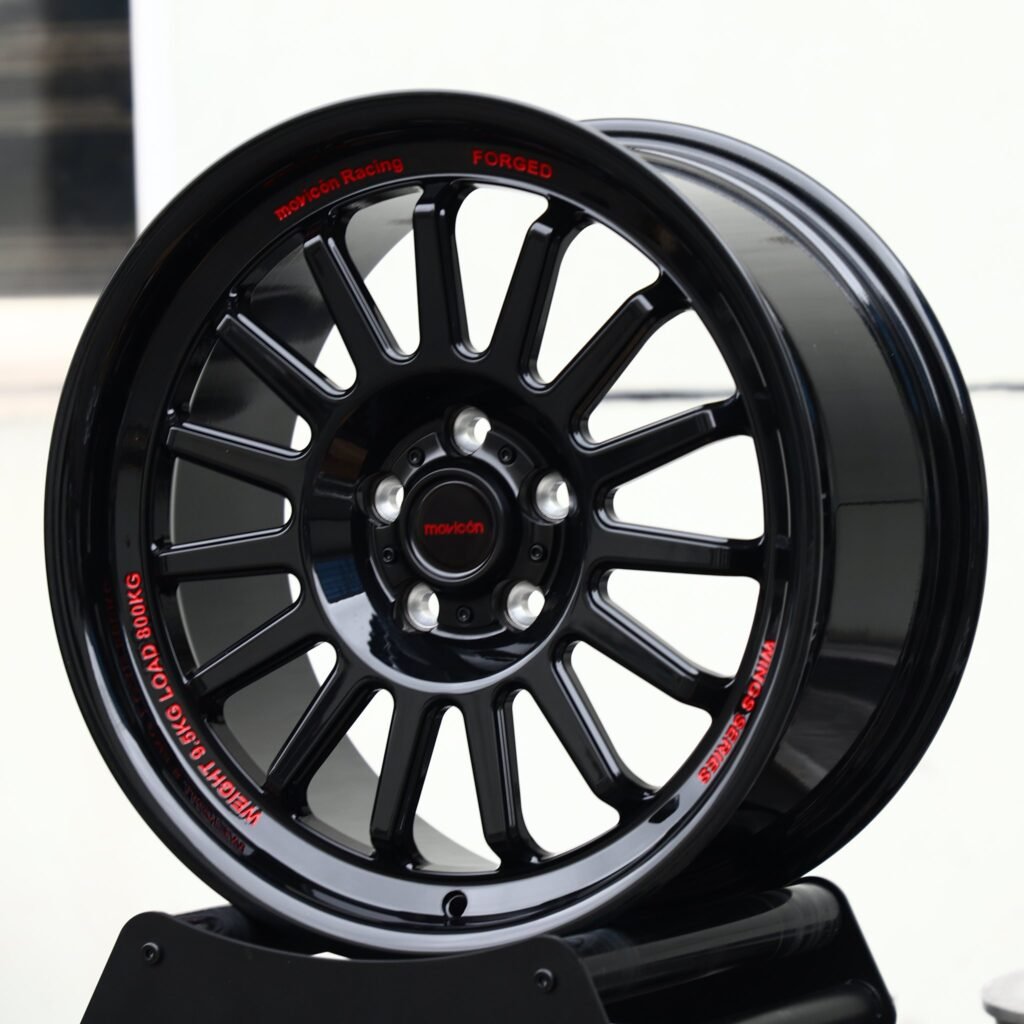 BMW M3 wheels – Gloss Black 15-Spoke, angled view