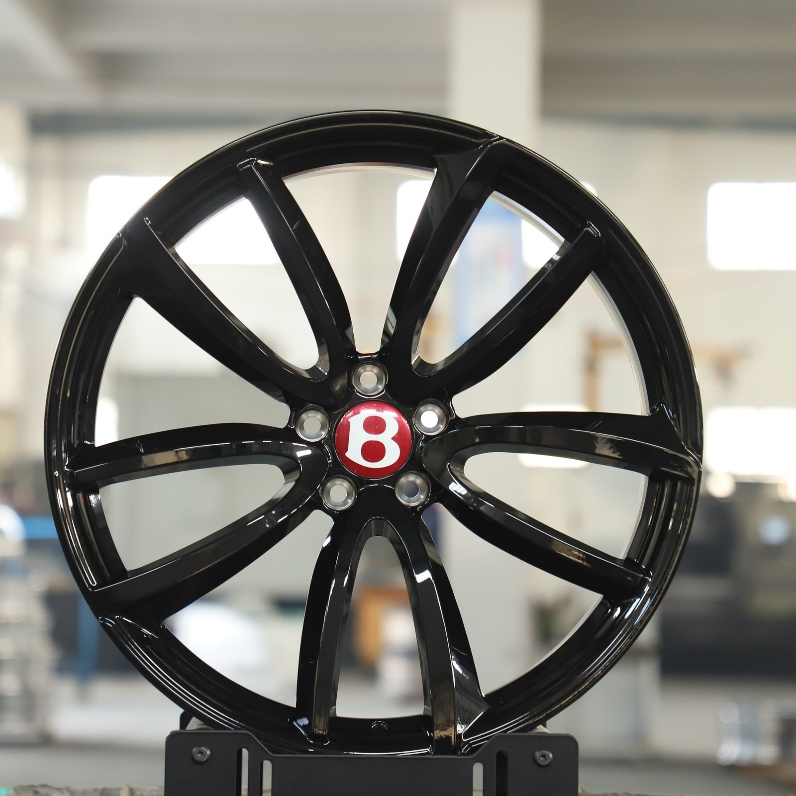 Bentley Continental GT wheels – Gloss Black 5 V-Spoke (Bentley OEM-Style), front view