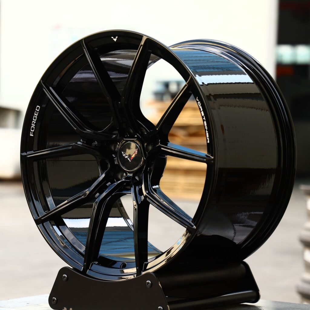 BMW M3 G80 wheels – Gloss Black 5 Y-Spoke Concave, angled view