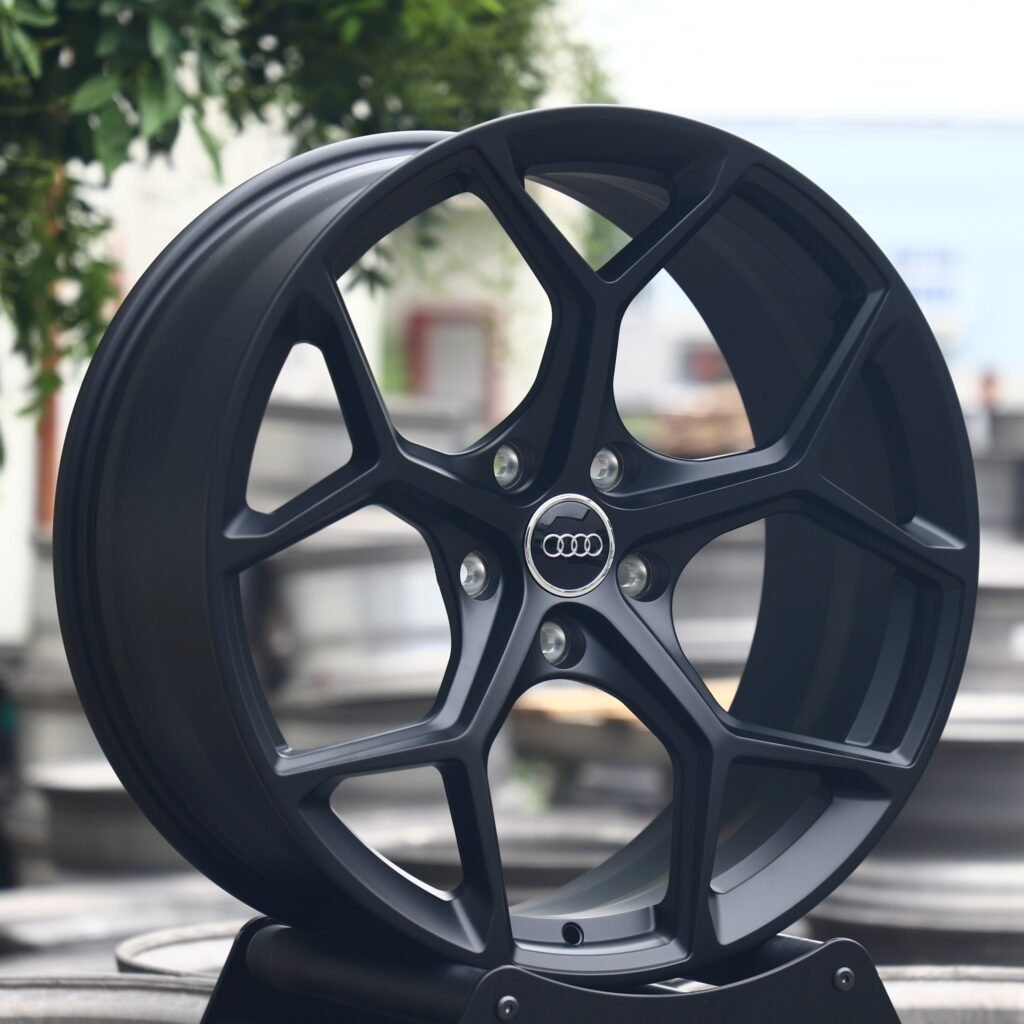 Audi RS5 wheels – Gloss Black 5 Y-Spoke, angled view