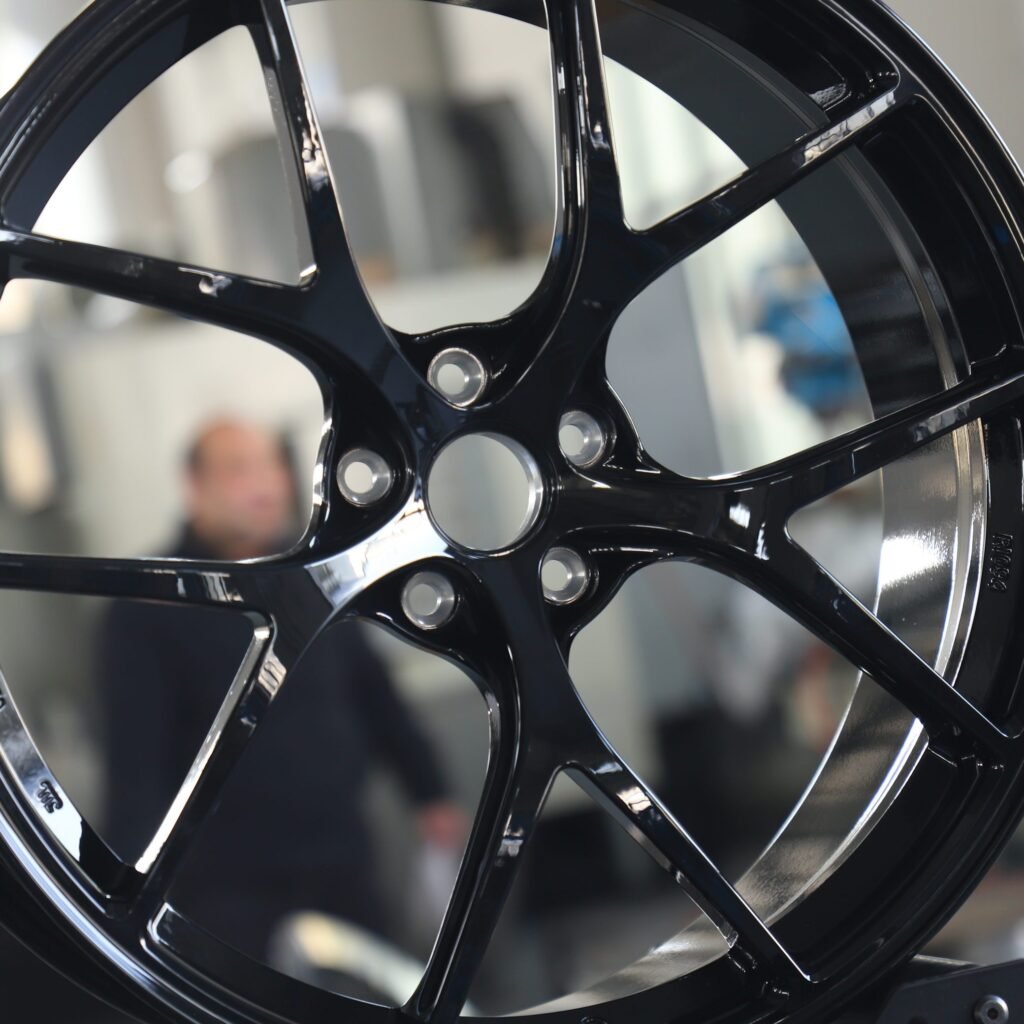 BMW M3 F80 wheels – Gloss Black 5 Y-Spoke, lip and barrel detail
