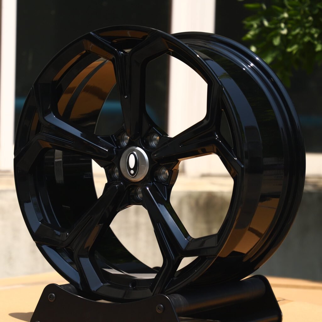 BMW M3 wheels – Gloss Black 5 Y-Spoke, angled view