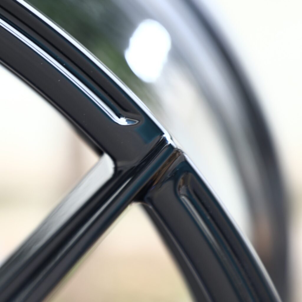 BMW M4 F82 wheels – Gloss Black 5 Y-Spoke, lip and barrel detail