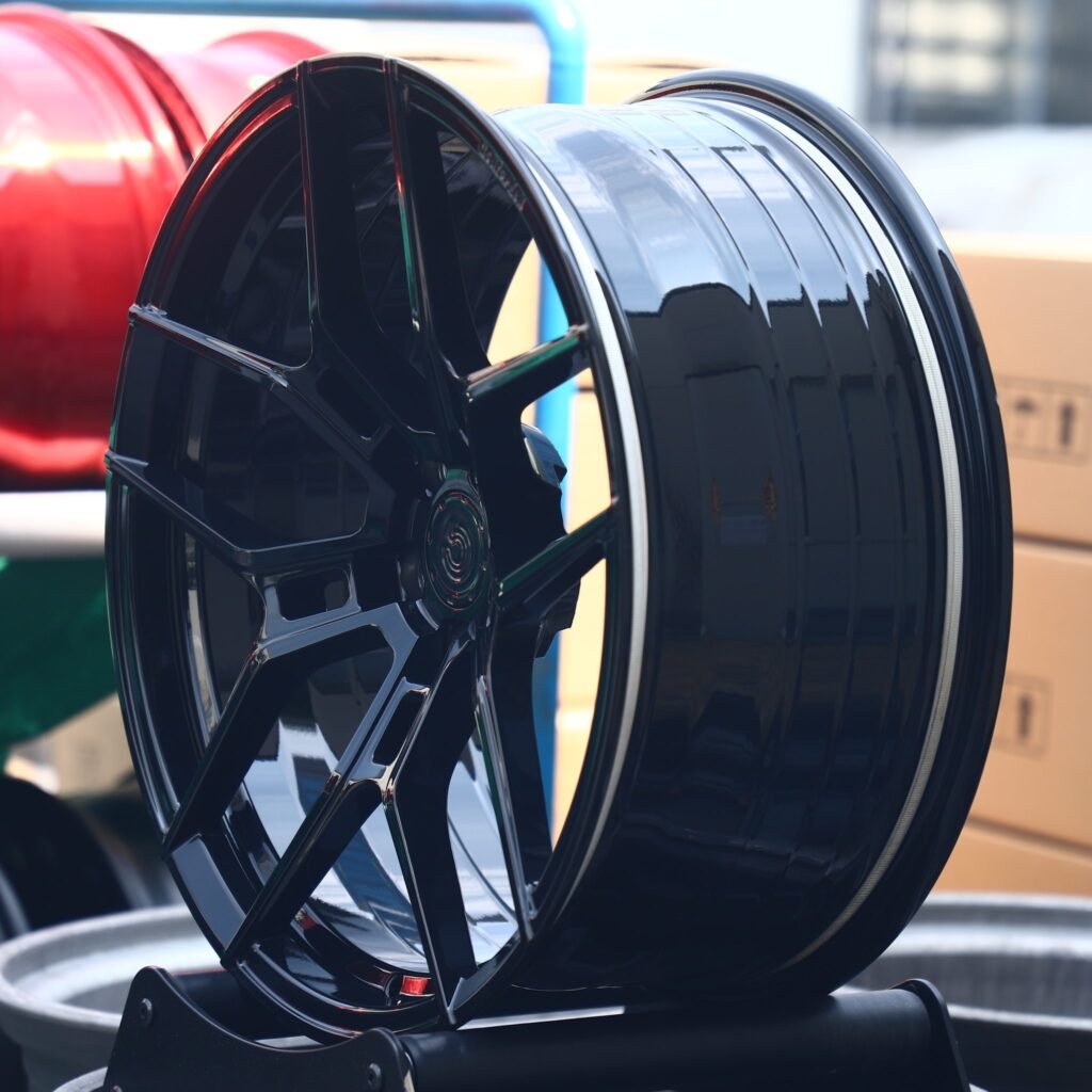 5x130 wheels – Gloss Black 5 Y-Spoke, side view