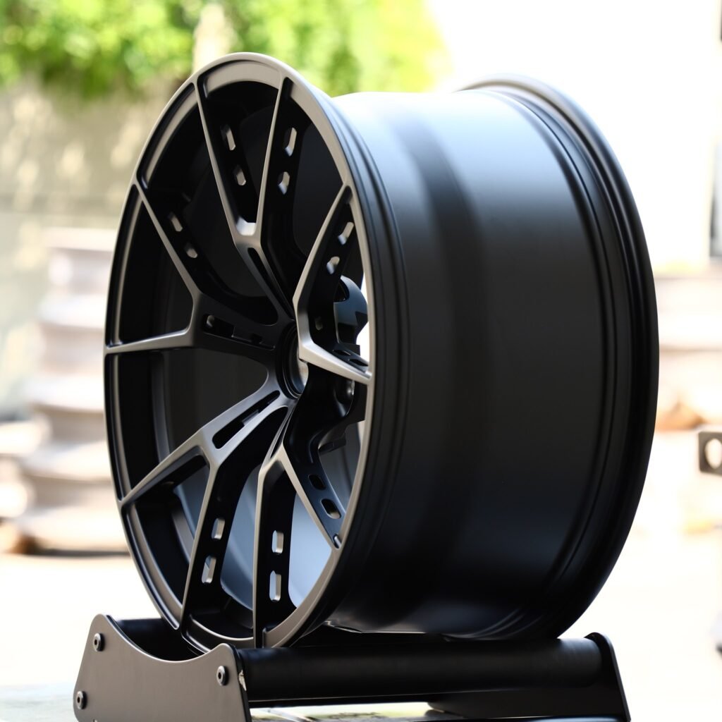 5x112 wheels – Gloss Black 5 Y-Spoke, side view