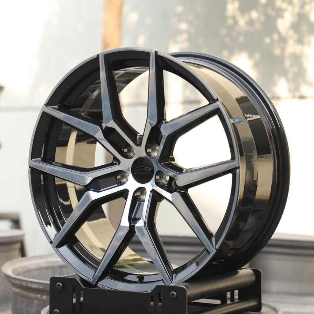 Gloss Black 5 Y-Spoke Machined Face Forged Wheels - Audi A6 / BMW 5 Series Fitment (5-Lug) view 2