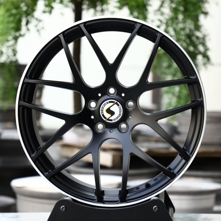 Toyota GR86 wheels – Gloss Black 7 Y-Spoke Machined Lip, front view