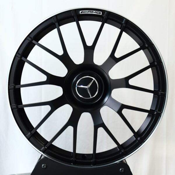 Mercedes-Benz E-Class wheels – Gloss Black 9 Y-Spoke, front view