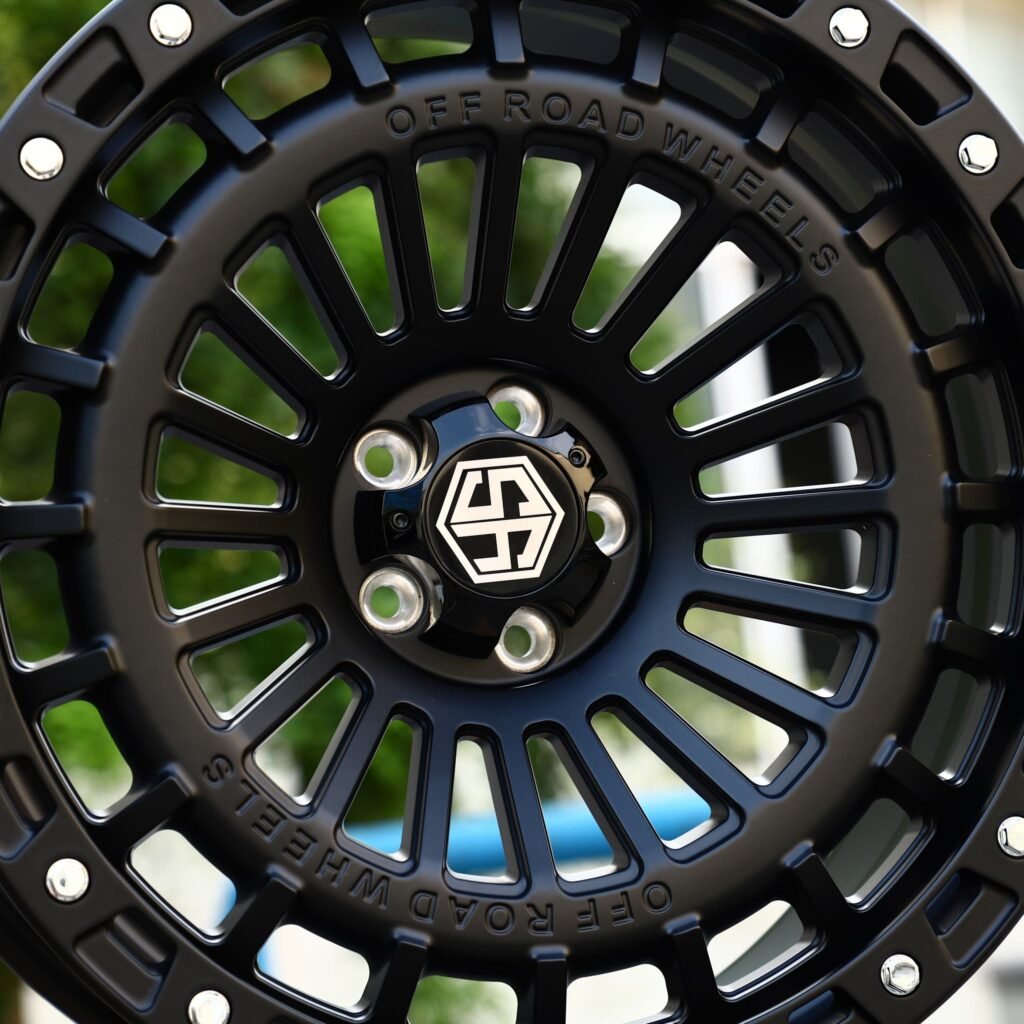 Toyota Tacoma wheels – Gloss Black Ring Deep Lip, angled view