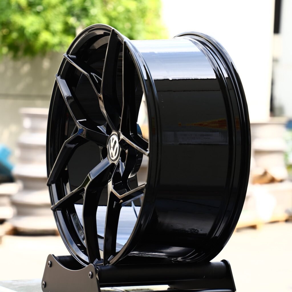 5x112 wheels – Gloss Black Concave Directional Milled (Volkswagen OEM-Style), side view