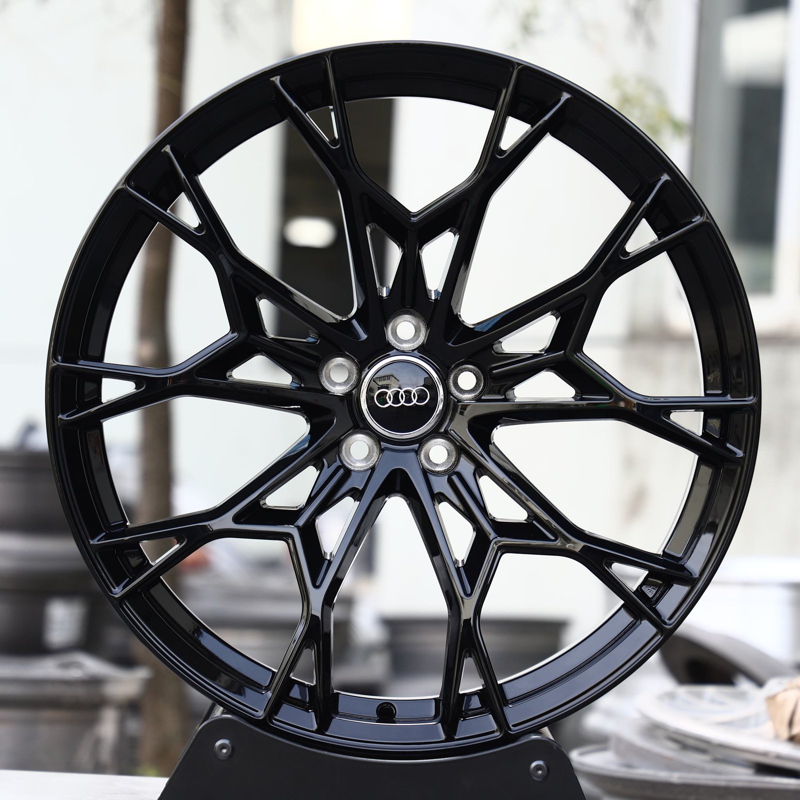 Ferrari 488 wheels – Gloss Black Cross-Spoke (Audi OEM-Style), front view