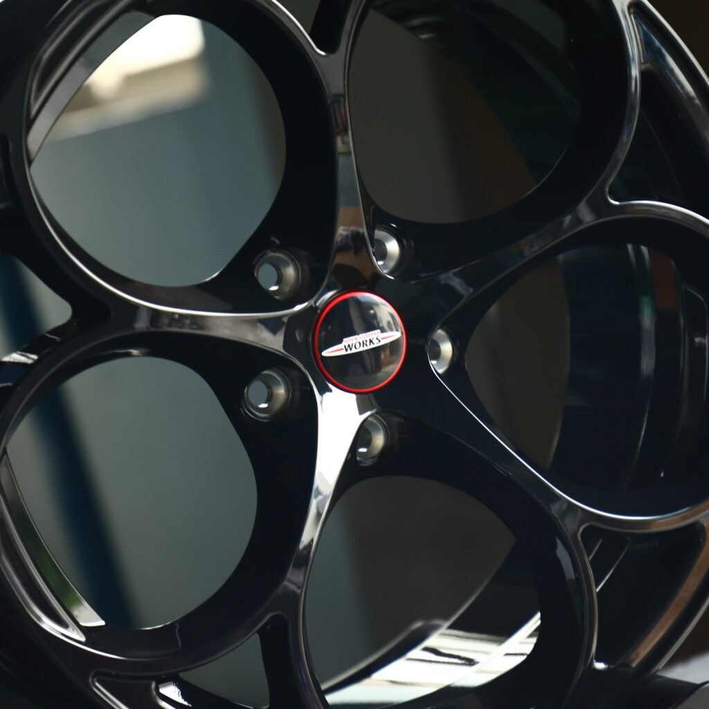 Honda Civic Type R FL5 wheels – Gloss Black Custom (Work-Style), lip and barrel detail