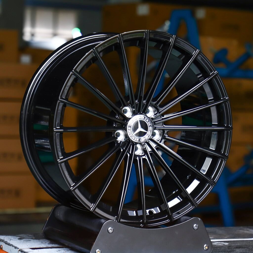 Mercedes-Benz S-Class wheels – Gloss Black Custom, angled view
