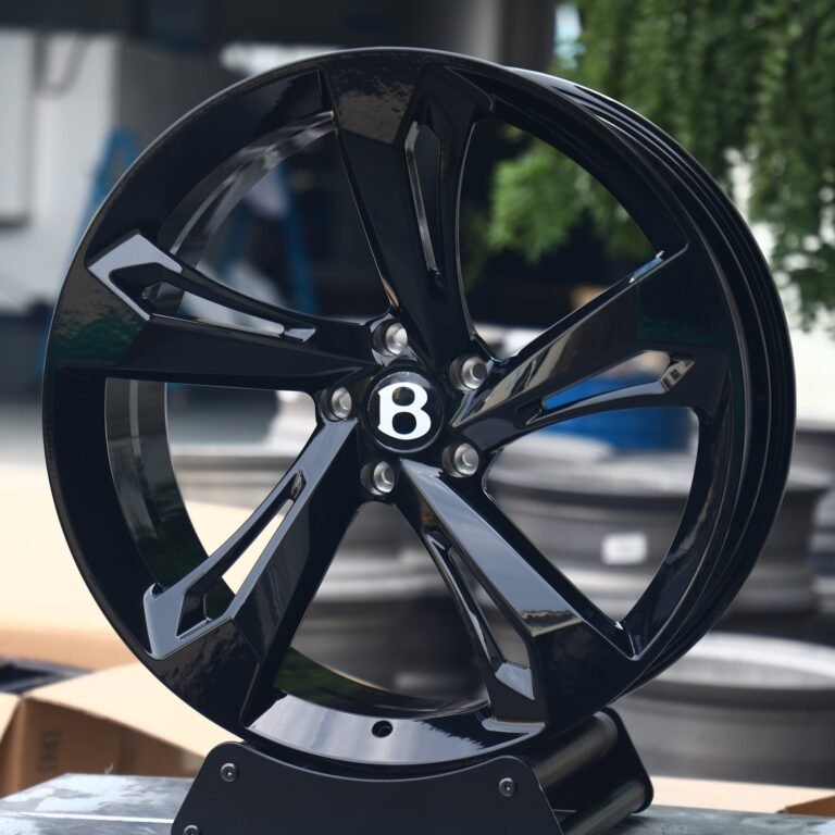 Bentley Continental wheels – Gloss Black Directional Milled, front view