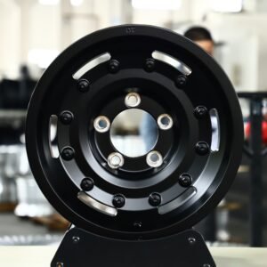 Jeep Wrangler / Toyota Land Cruiser Forged Wheels – Gloss Black Exposed Bolt Detail