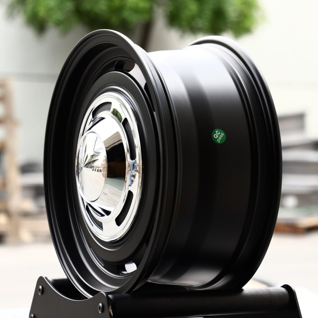 6x139.7 wheels – Gloss Black Full-Face Deep Lip, side view