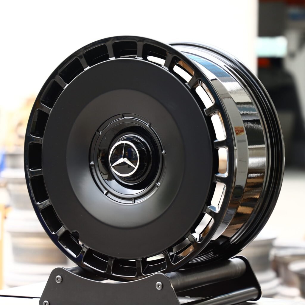 Mercedes-Benz S-Class wheels – Gloss Black Full-Face, angled view