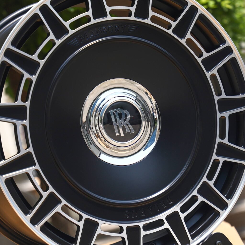 Mercedes-Benz E-Class W213 wheels – Gloss Black Full-Face Machined Face, lip and barrel detail
