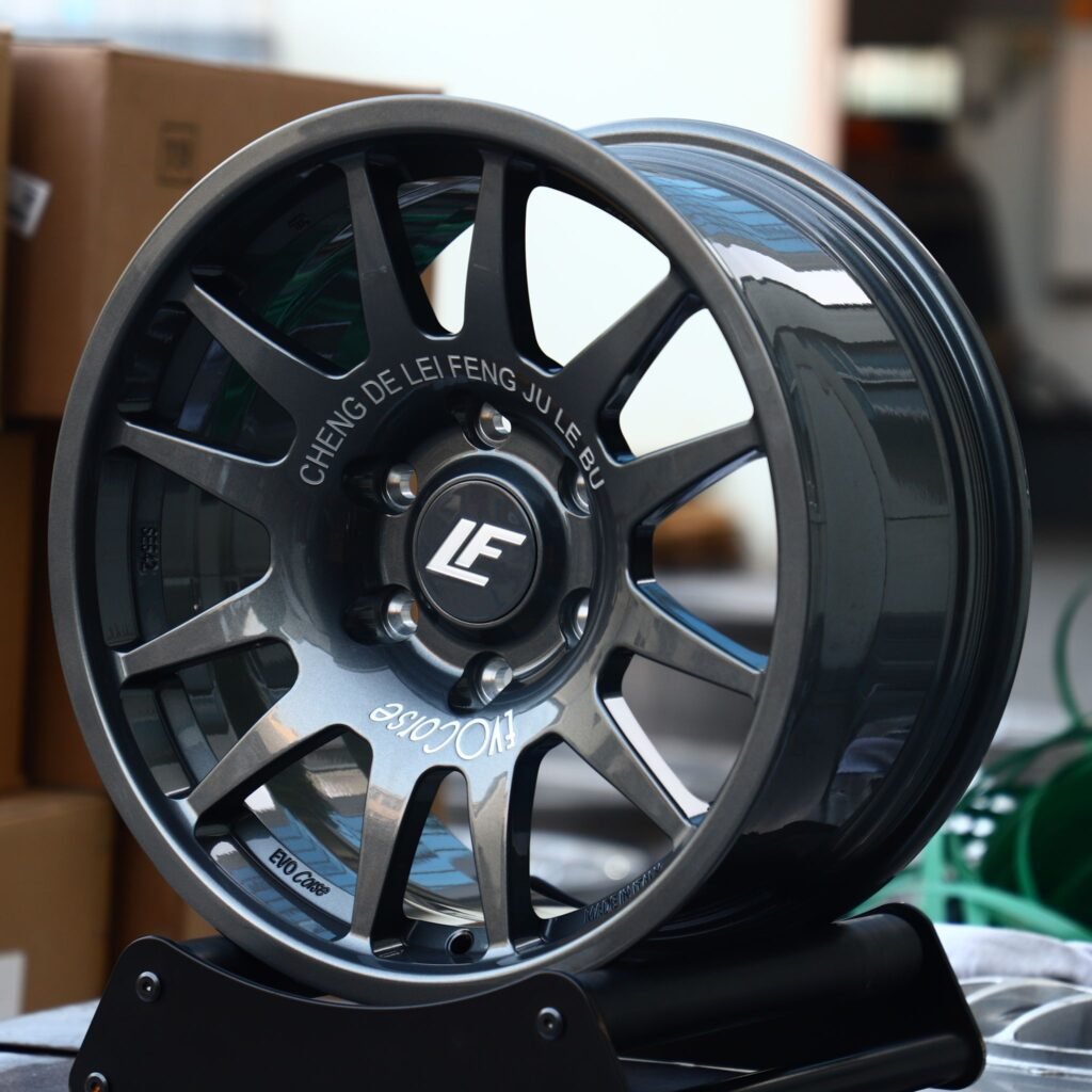 Chevrolet Silverado wheels – Gloss Black / Gunmetal 12-Spoke, angled view