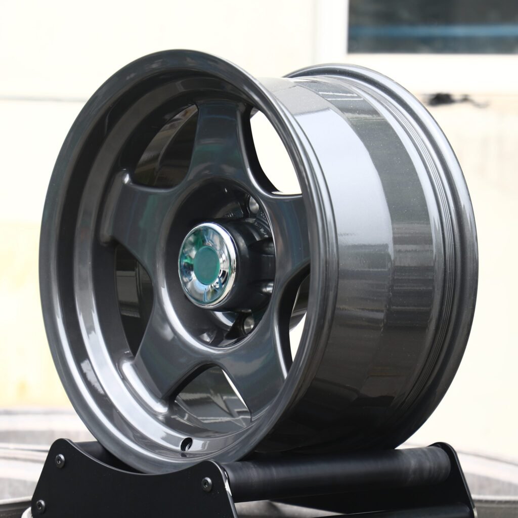 6x139.7 wheels – Gloss Black / Gunmetal 5-Spoke, side view