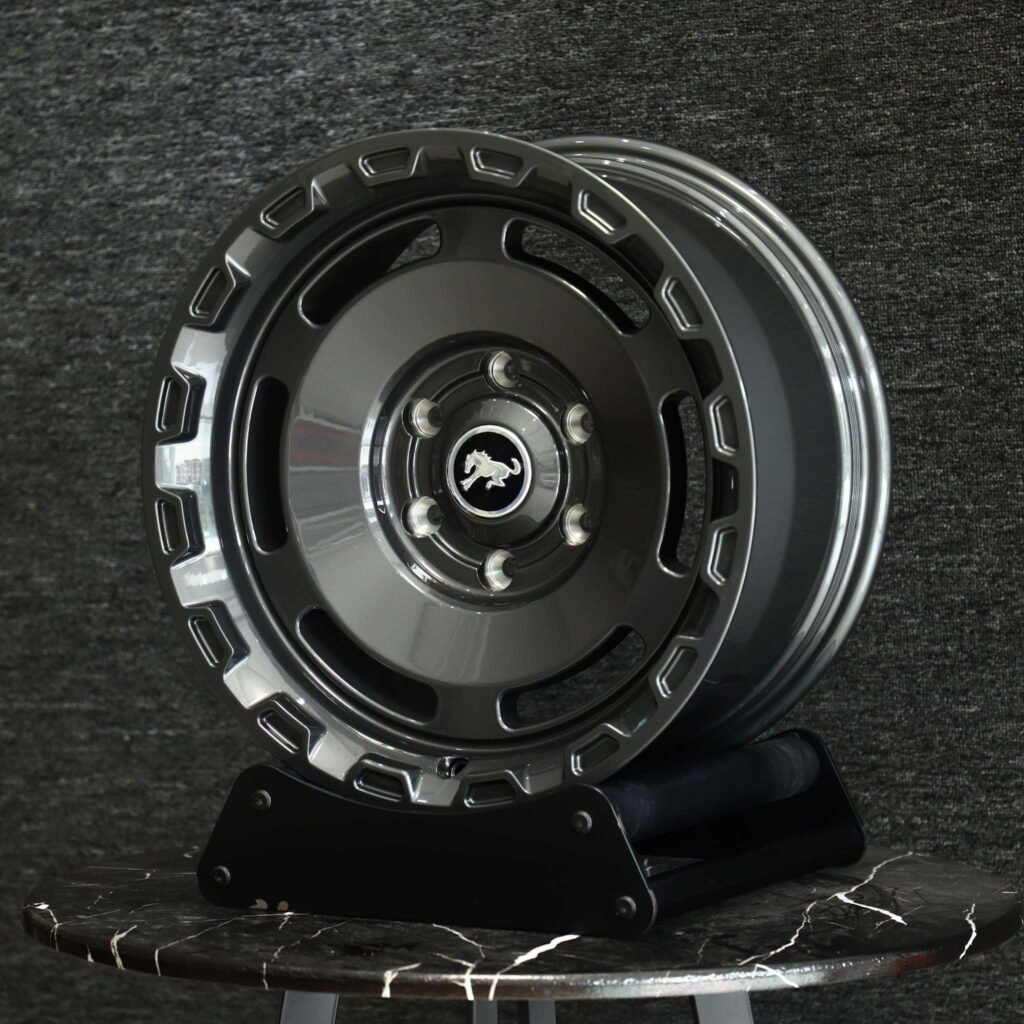 6x135 wheels – Gloss Black / Gunmetal / Gray Full-Face (Ford Mustang OEM-Style), side view