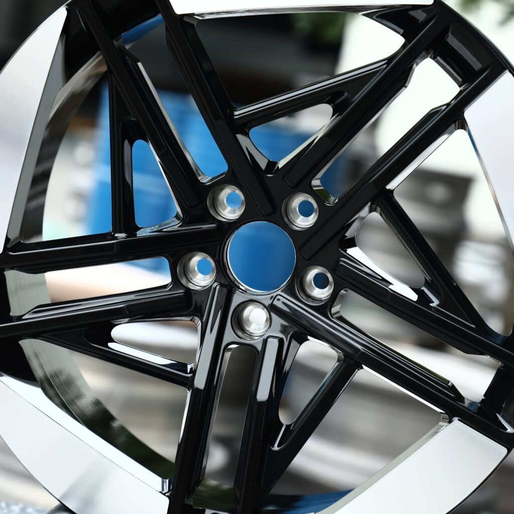 Audi A4 B9 wheels – Gloss Black Machined Face Directional, lip and barrel detail