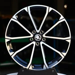 Gloss Black Machined Face Forged Wheels – Audi A6 / BMW 5 Series Fitment (5-Lug)