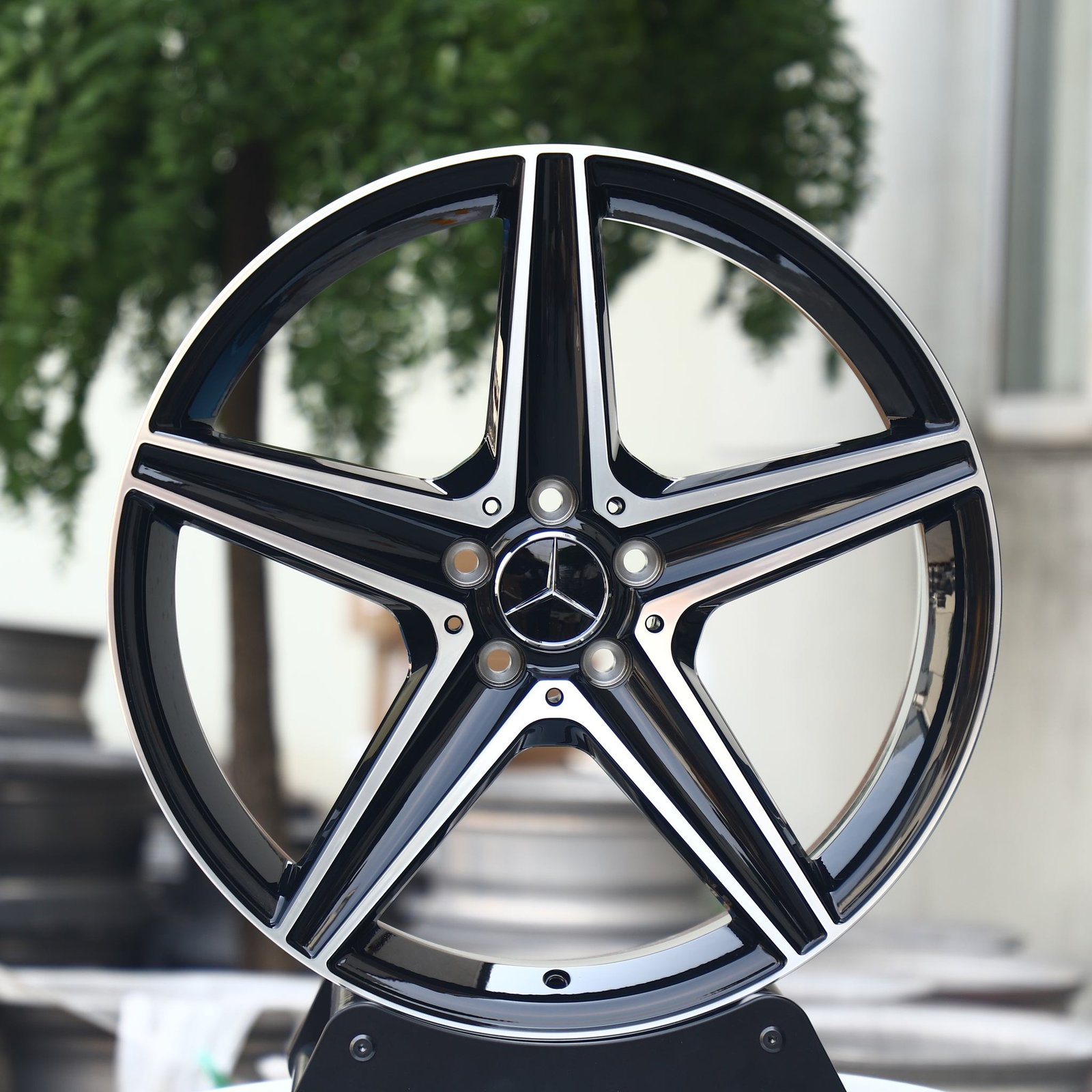 Mercedes-Benz E-Class wheels – Gloss Black Machined Face, front view