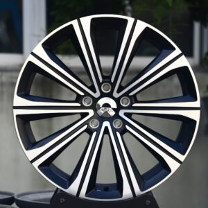 NIO ET7 / BMW 5 Series Forged Wheels – Gloss Black Machined Face