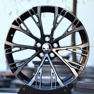 Skoda OEM-Style Gloss Black Machined Face Forged Wheels – Skoda Yeti / Octavia Combi 4×4 Fitment (5-Lug)