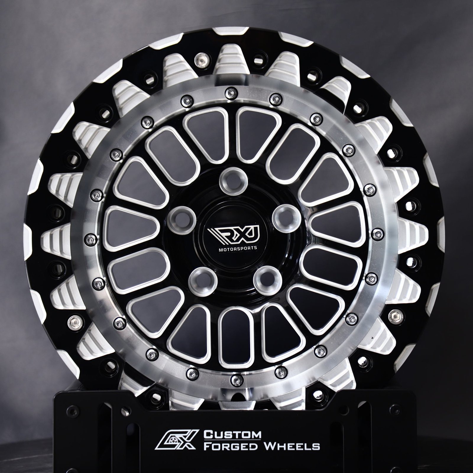 Ford Mustang wheels – Gloss Black / Machined Multi-Spoke, front view