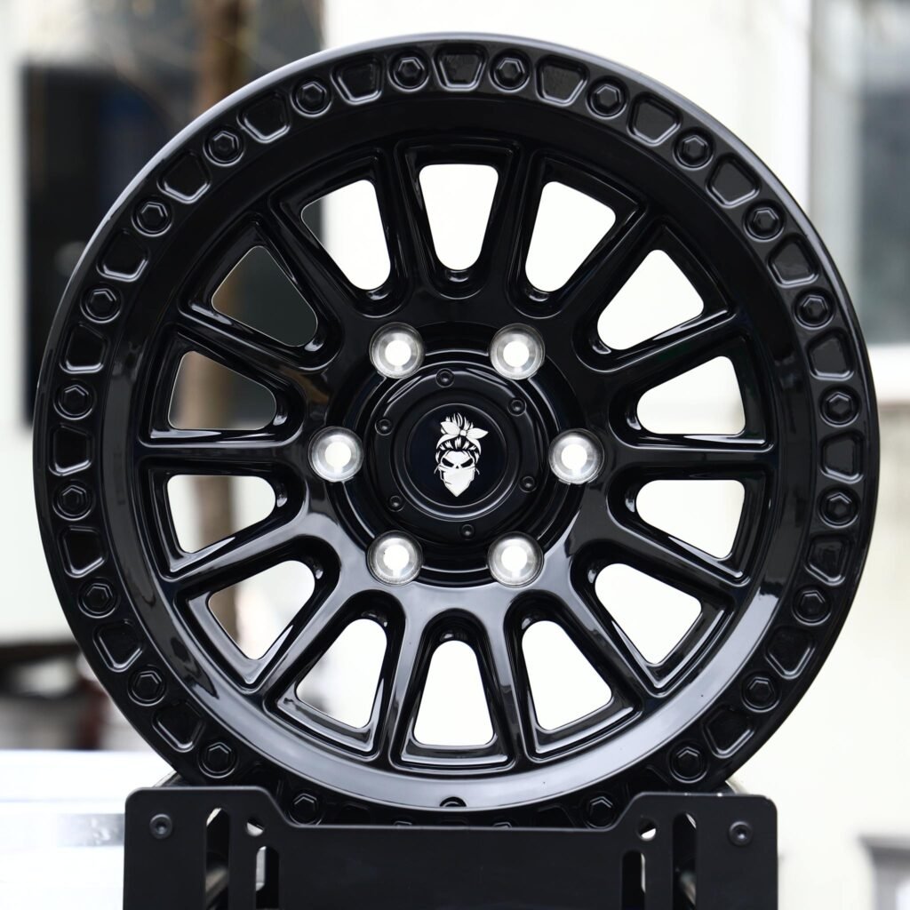 Ford F-150 wheels – Gloss Black Multi-Spoke Bolt-Ring, front view