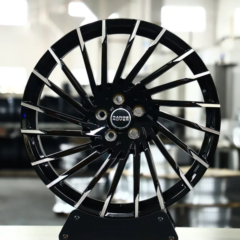Land Rover Range Rover / Defender Forged Wheels – Gloss Black Multi-Spoke Directional Milled Machined Face, front view