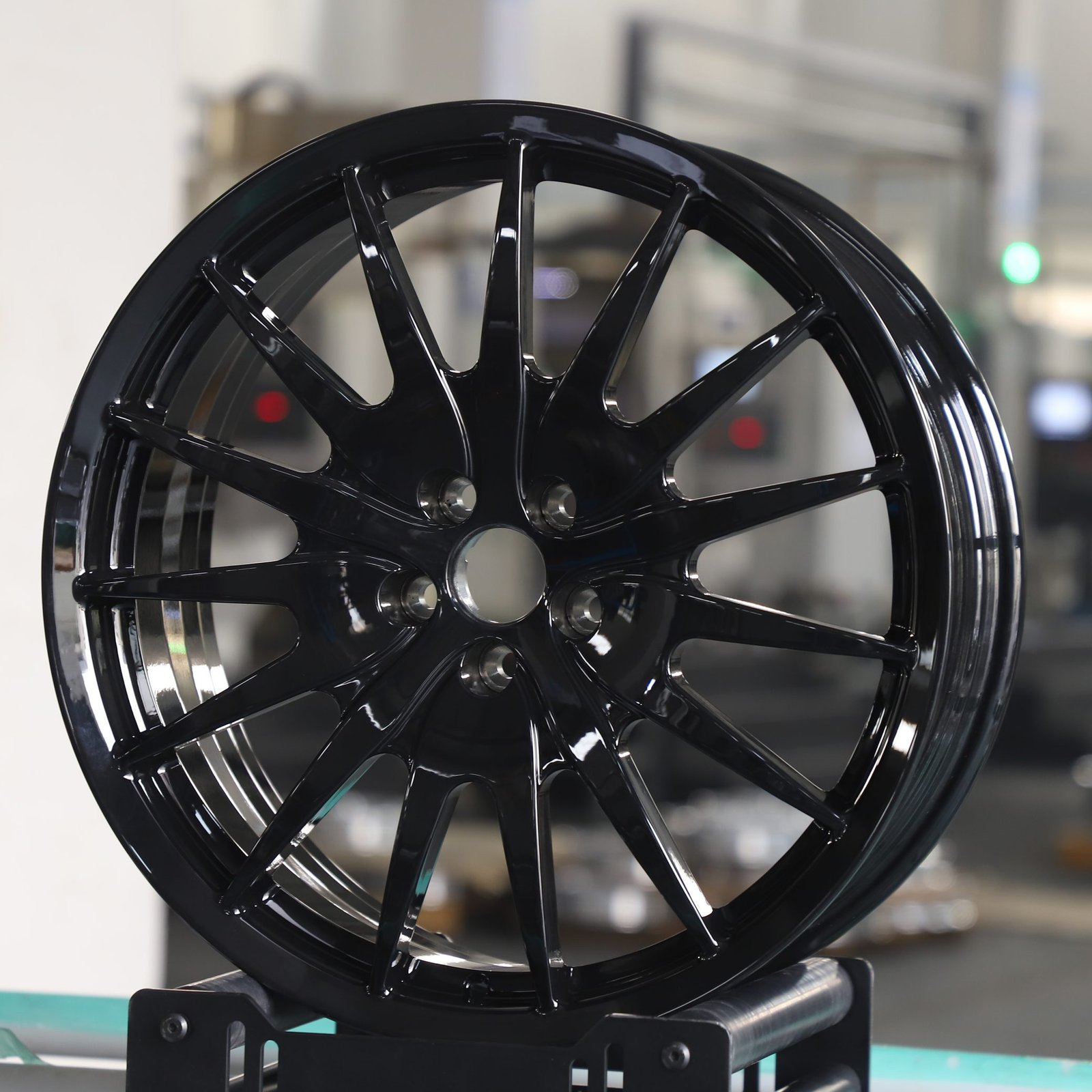 Audi A6 wheels – Gloss Black Multi-Spoke, front view