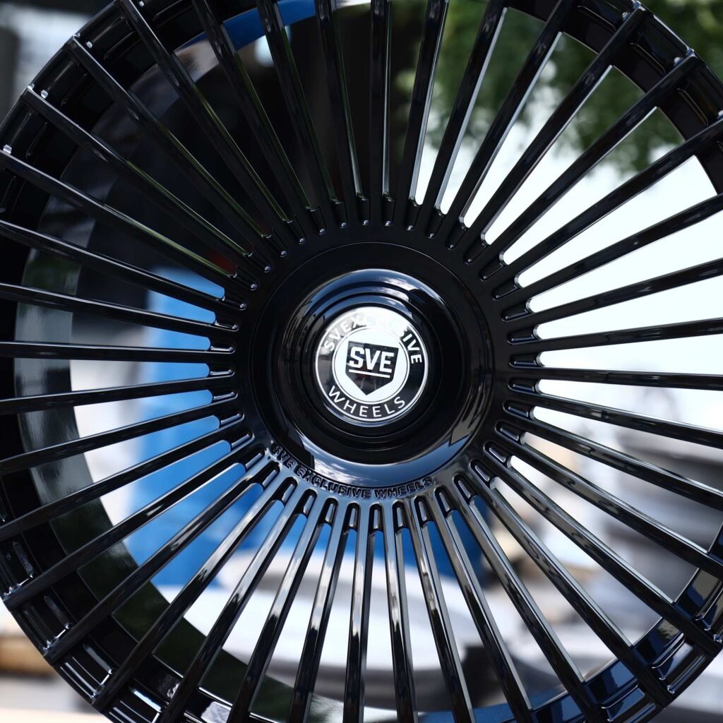 Tesla Model 3 wheels – Gloss Black Multi-Spoke (SVE-Style), lip and barrel detail