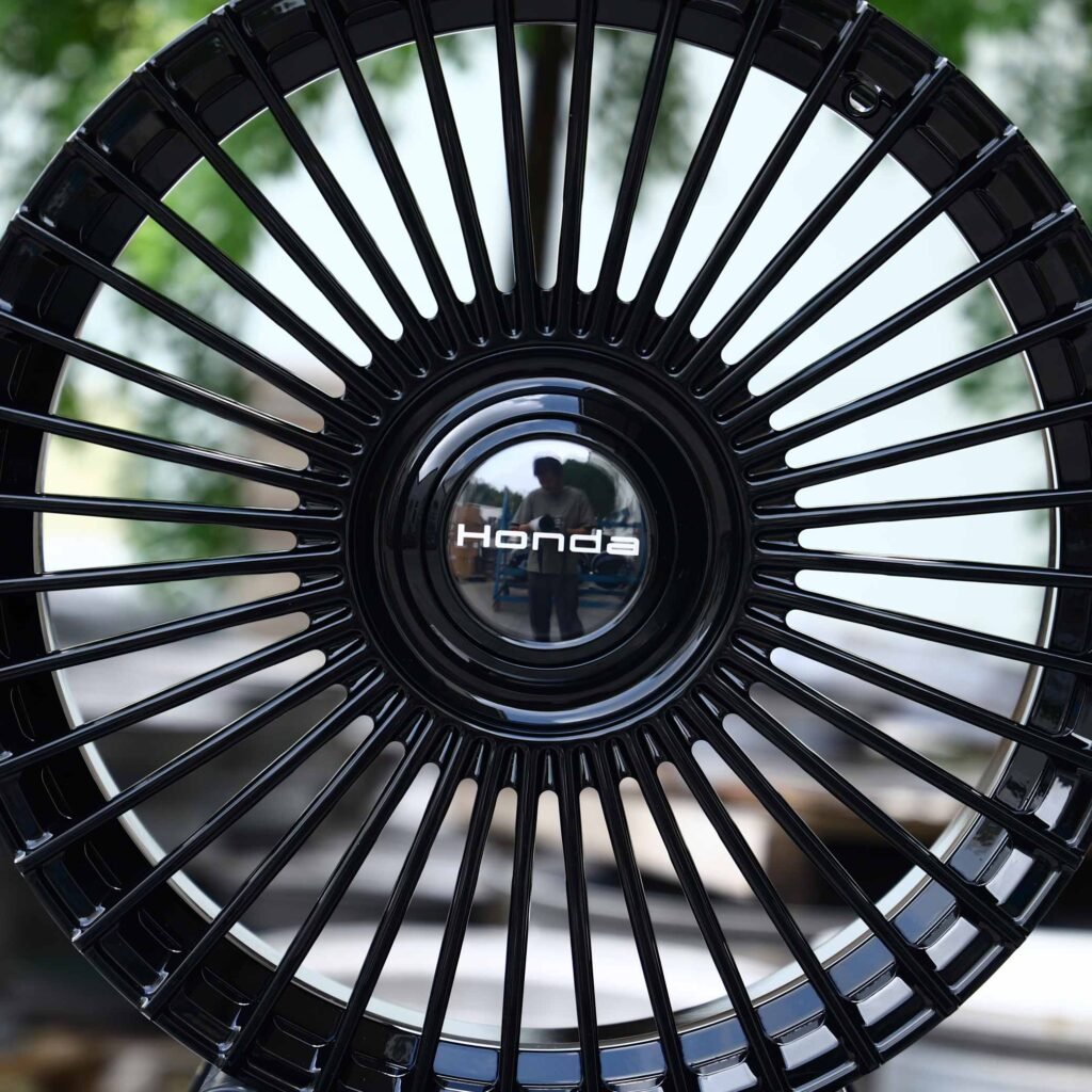 Honda S2000 wheels – Gloss Black Multi-Spoke (Honda OEM-Style), lip and barrel detail