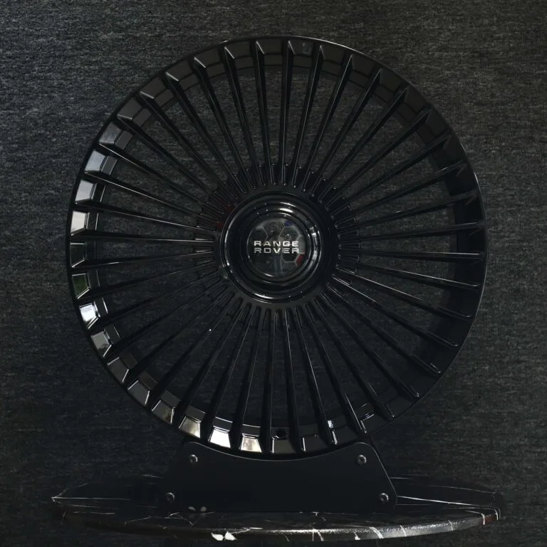 Land Rover OEM-Style Gloss Black Multi-Spoke Turbine Forged Wheels – Land Rover Range Rover / Defender, front view