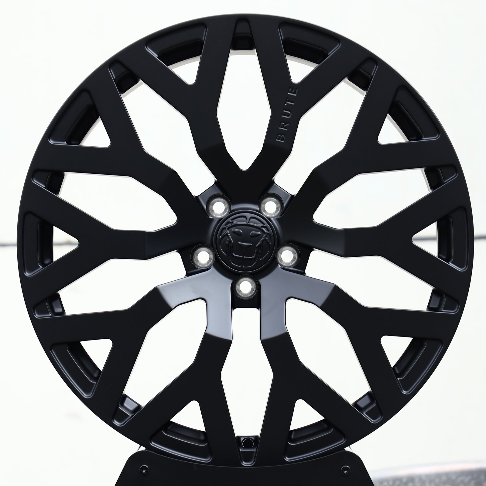 Porsche 911 wheels – Gloss Black Multi-Spoke, front view