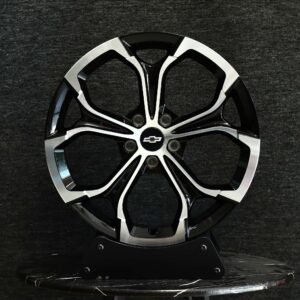 Chevrolet Camaro / Corvette Forged Wheels – Black / Machined Petal
