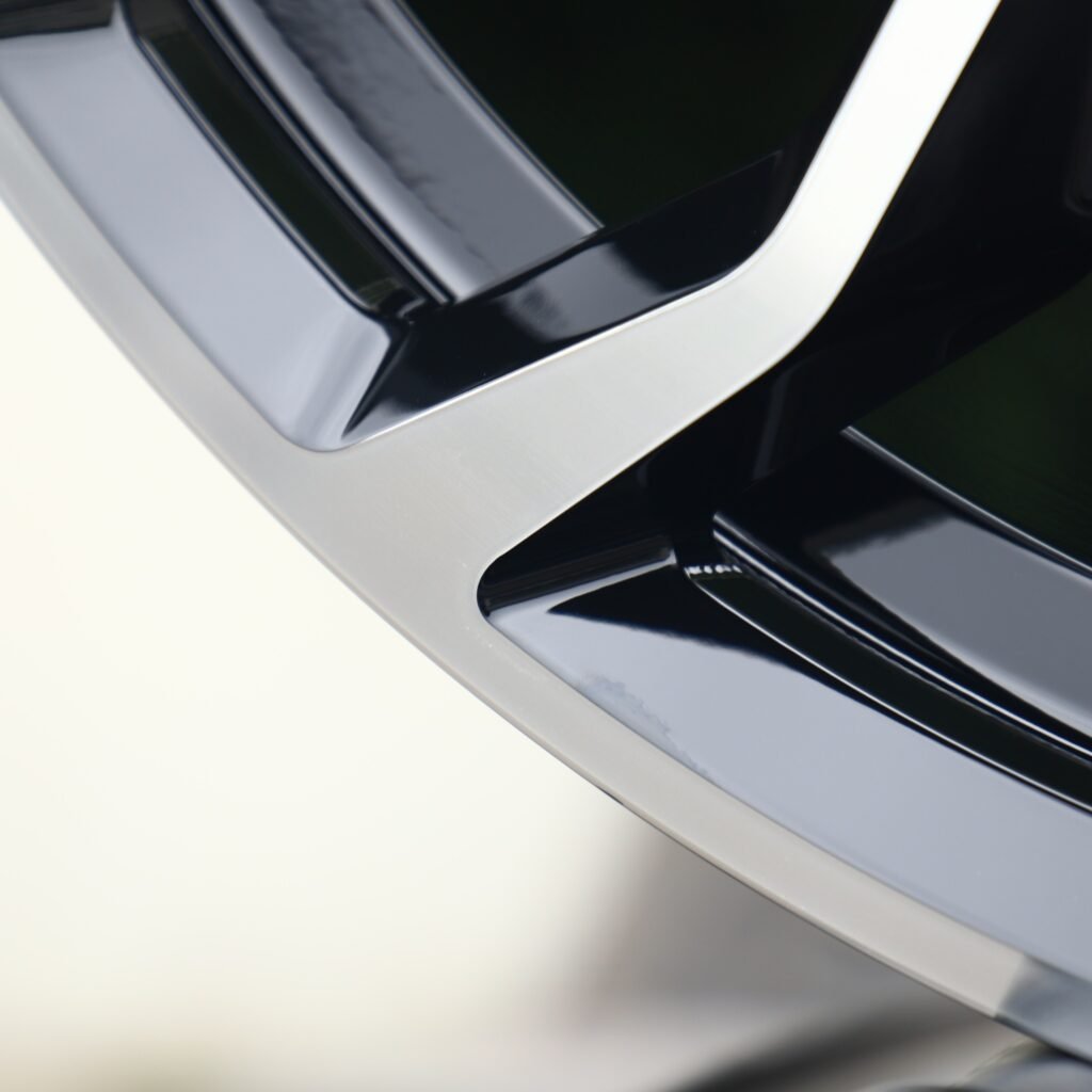 BMW M3 F80 wheels – Gloss Black Petal Machined Face, lip and barrel detail